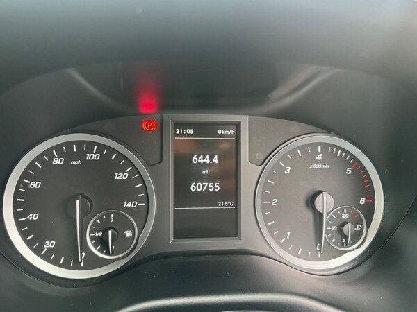 Used Mercedes-Benz Vito 2020 for sale - 75352789: Photo 10