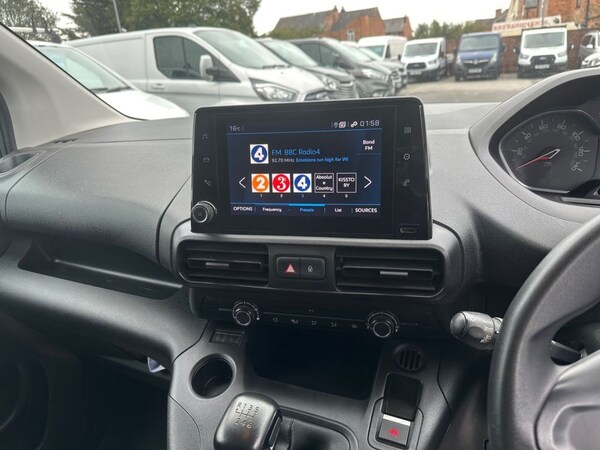 Used Peugeot Partner 2021 for sale - 76132518: Photo 14