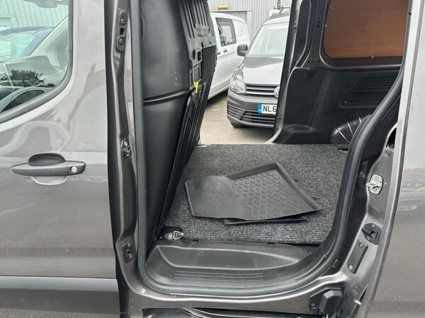 Used Peugeot Partner 2021 for sale - 76132518: Photo 25