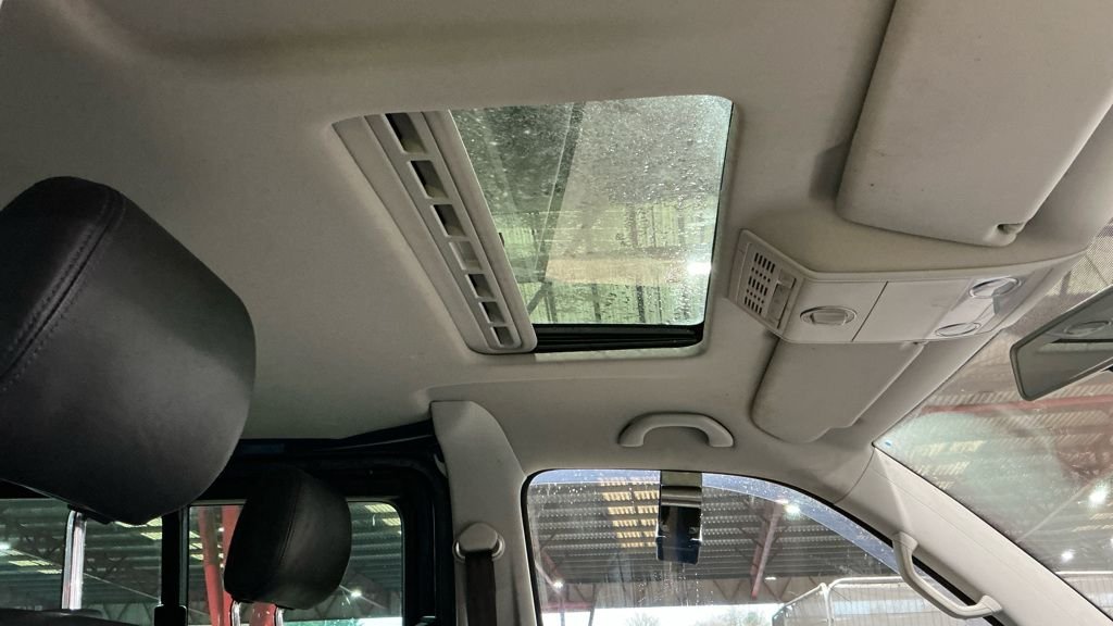 Used Volkswagen Transporter 2014 for sale - 77547572: Photo 18