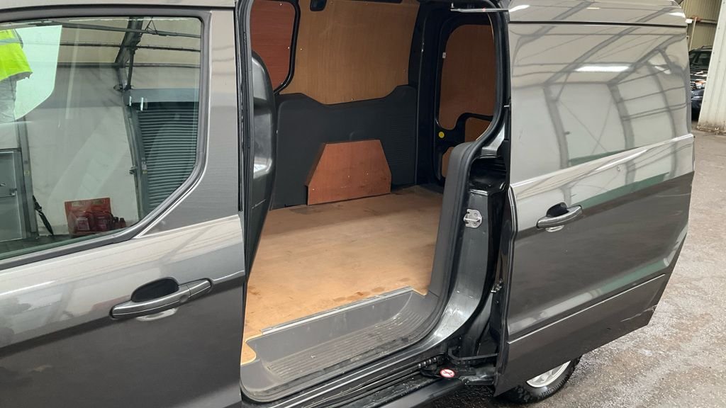 Used Ford Transit Connect 2021 for sale - 76487015: Photo 18