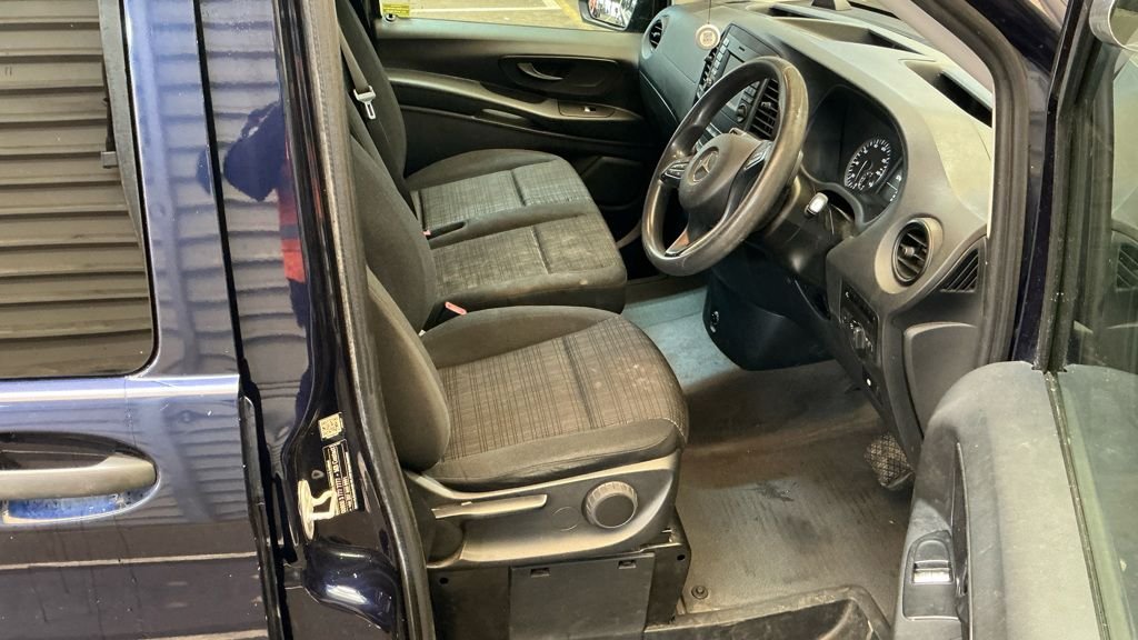 Used Mercedes-Benz Vito 2015 for sale - 76482449: Photo 3