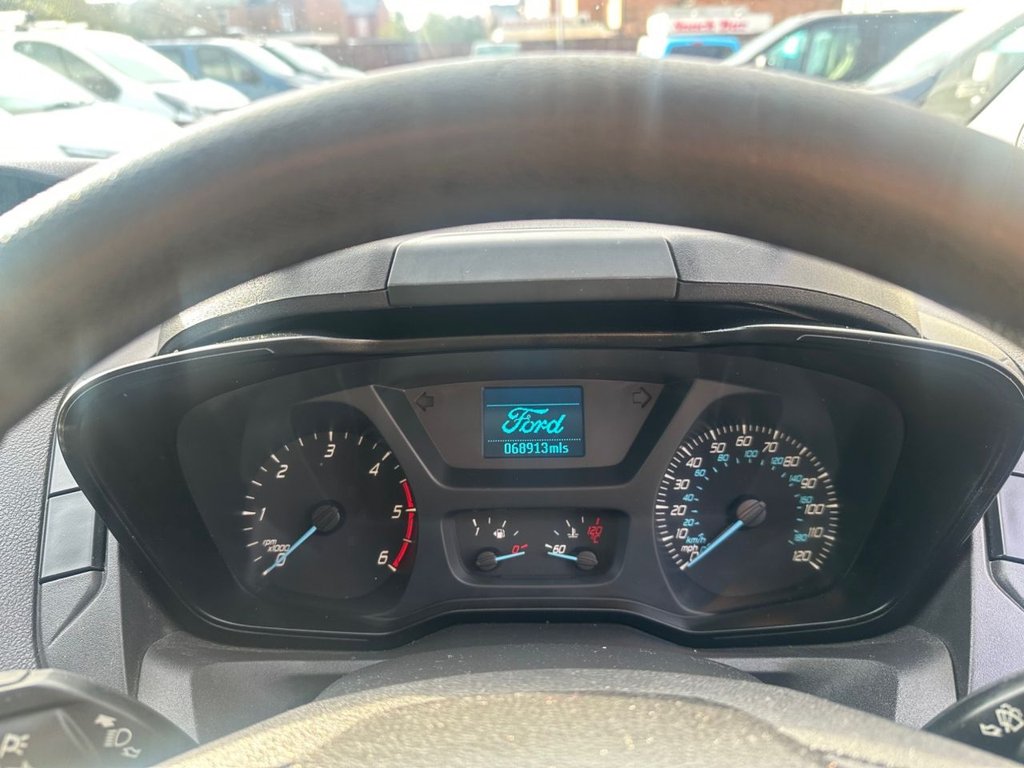 Used Ford Transit Custom 2015 for sale - 76698344: Photo 11