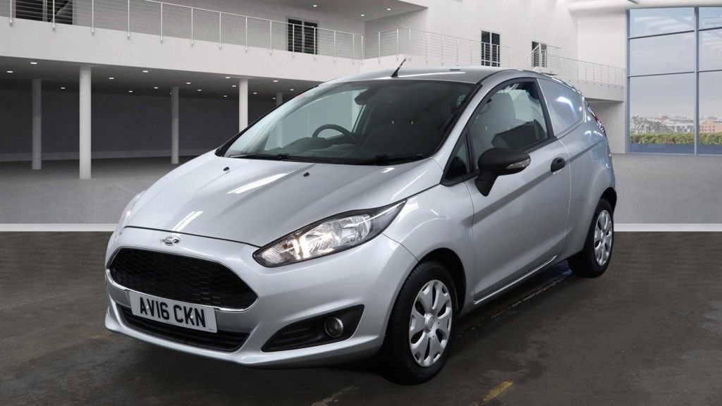 Used Ford Fiesta 2016 for sale - 77636777: Photo 1