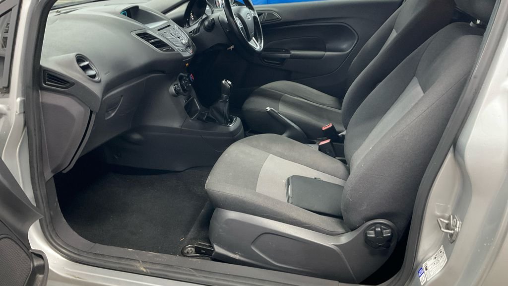 Used Ford Fiesta 2016 for sale - 77636777: Photo 12