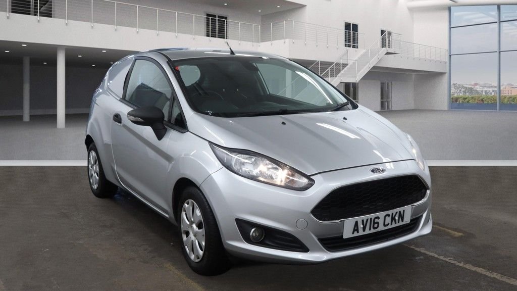 Used Ford Fiesta 2016 for sale - 77636777: Photo 3