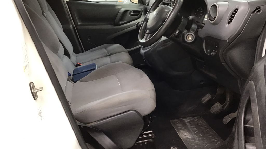 Used Peugeot Partner 2015 for sale - 78117395: Photo 6