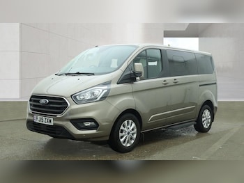 Used Ford Tourneo Custom 2019 for sale - 78501216: Photo