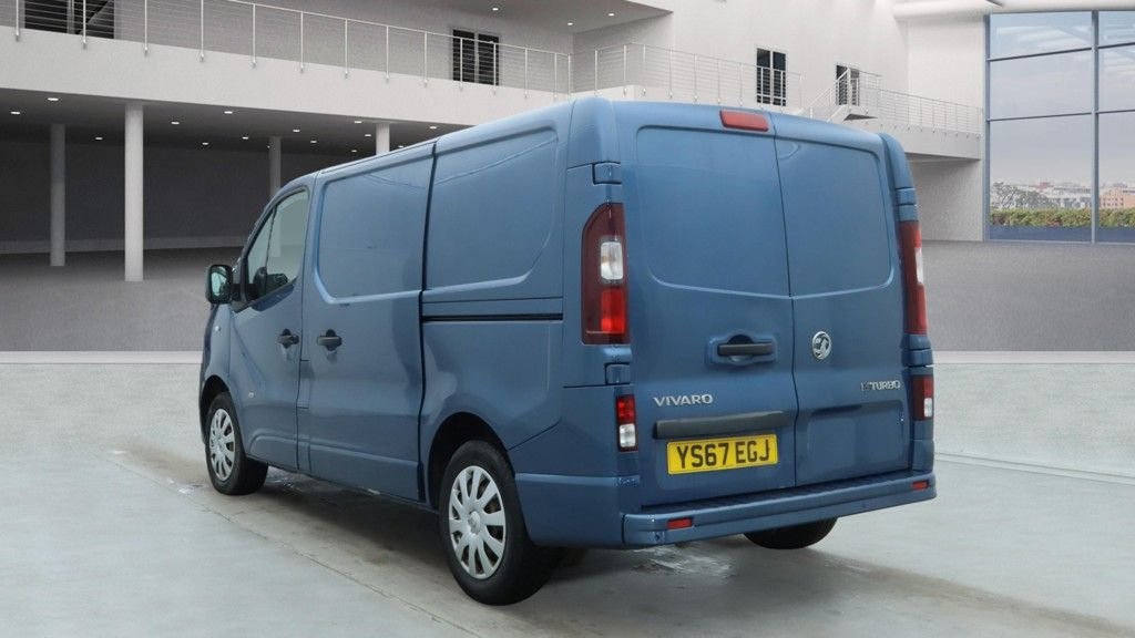Used Vauxhall Vivaro 2017 for sale - 77145719: Photo 6