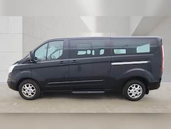 Used Ford Tourneo Custom 2015 for sale - 79812105: Photo