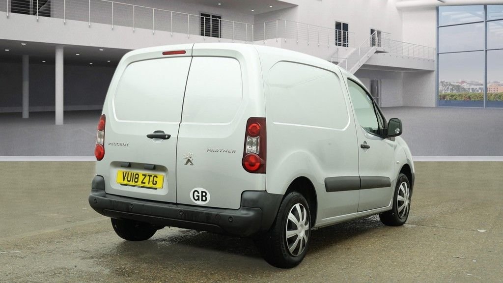 Used Peugeot Partner 2018 for sale - 77139905: Photo 10