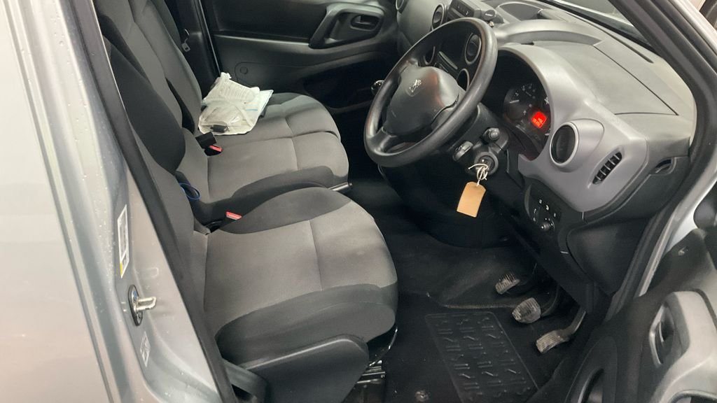 Used Peugeot Partner 2018 for sale - 77139905: Photo 12
