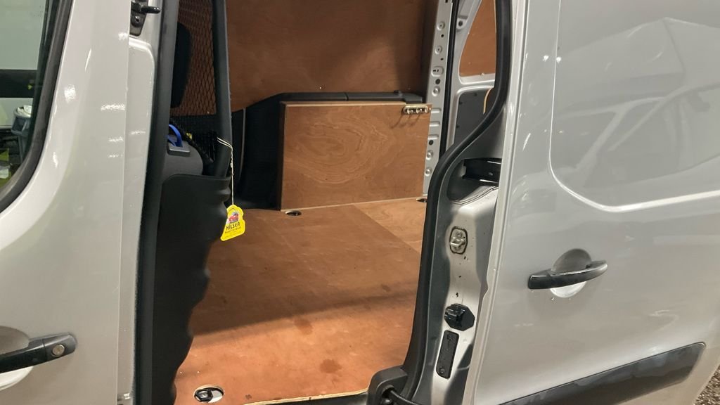 Used Peugeot Partner 2018 for sale - 77139905: Photo 15