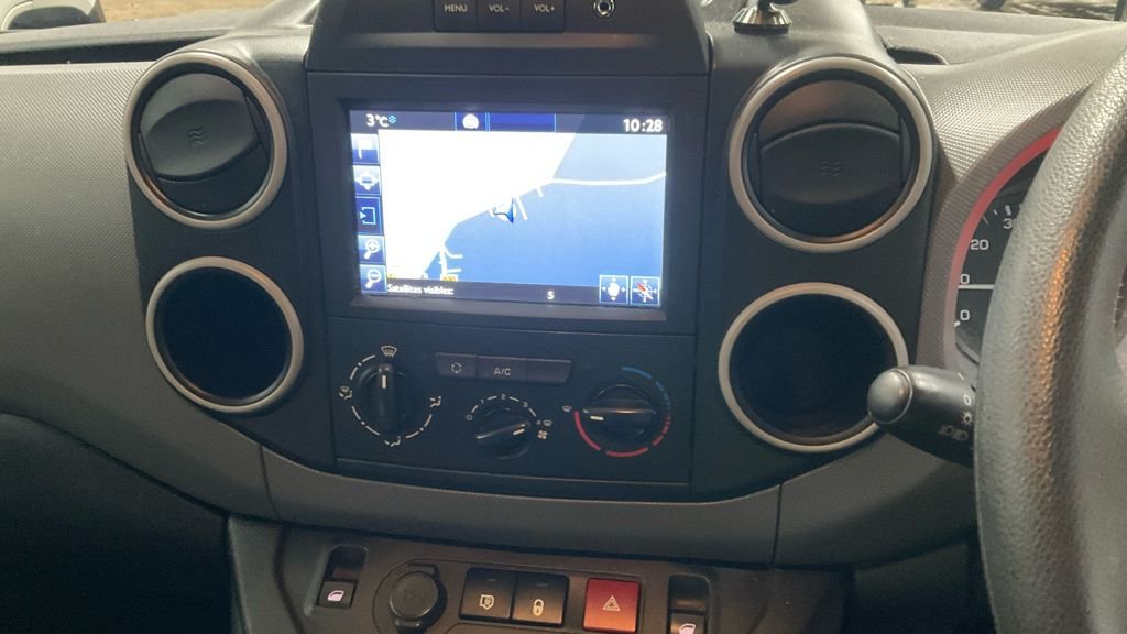 Used Peugeot Partner 2018 for sale - 77139905: Photo 20