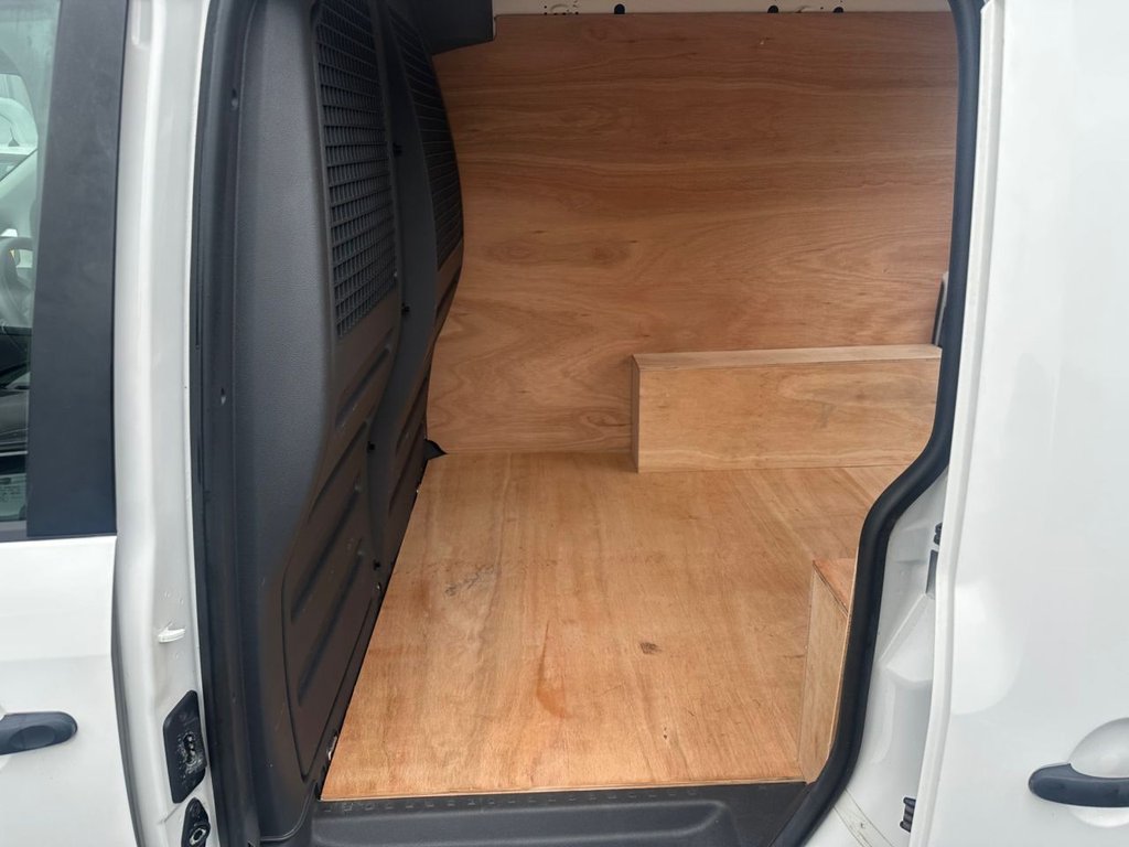 Used Volkswagen Caddy 2014 for sale - 77534193: Photo 25