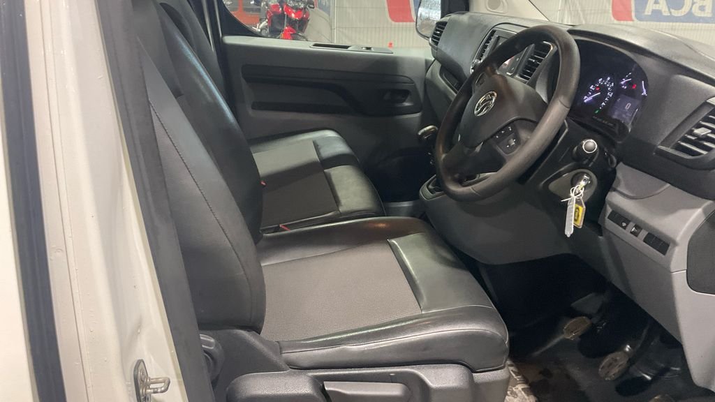 Used Vauxhall Vivaro 2019 for sale - 77680836: Photo 12