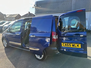 Used Ford Transit Courier 2016 for sale - 76203139: Photo