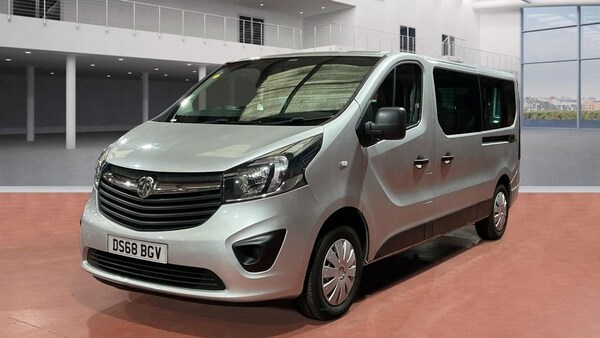Used Vauxhall Vivaro 2018 for sale - 76250182: Photo 1