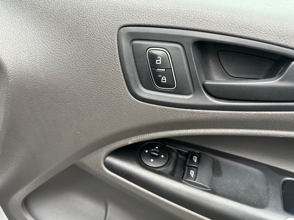 Used Ford Transit Connect 2018 for sale - 76286139: Photo 24