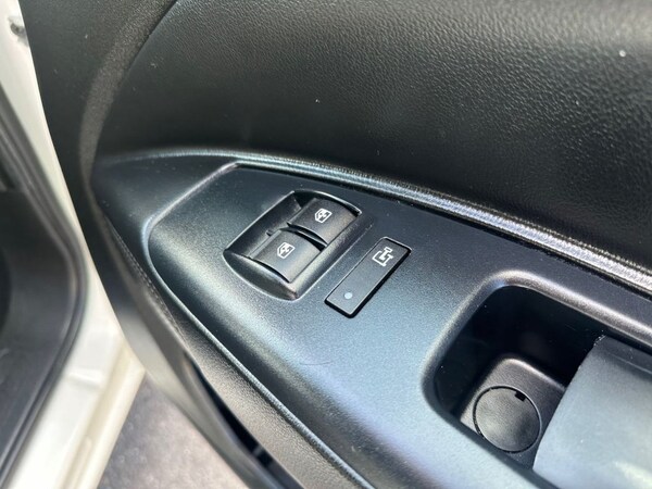 Used Vauxhall Combo 2018 for sale - 75936469: Photo 11