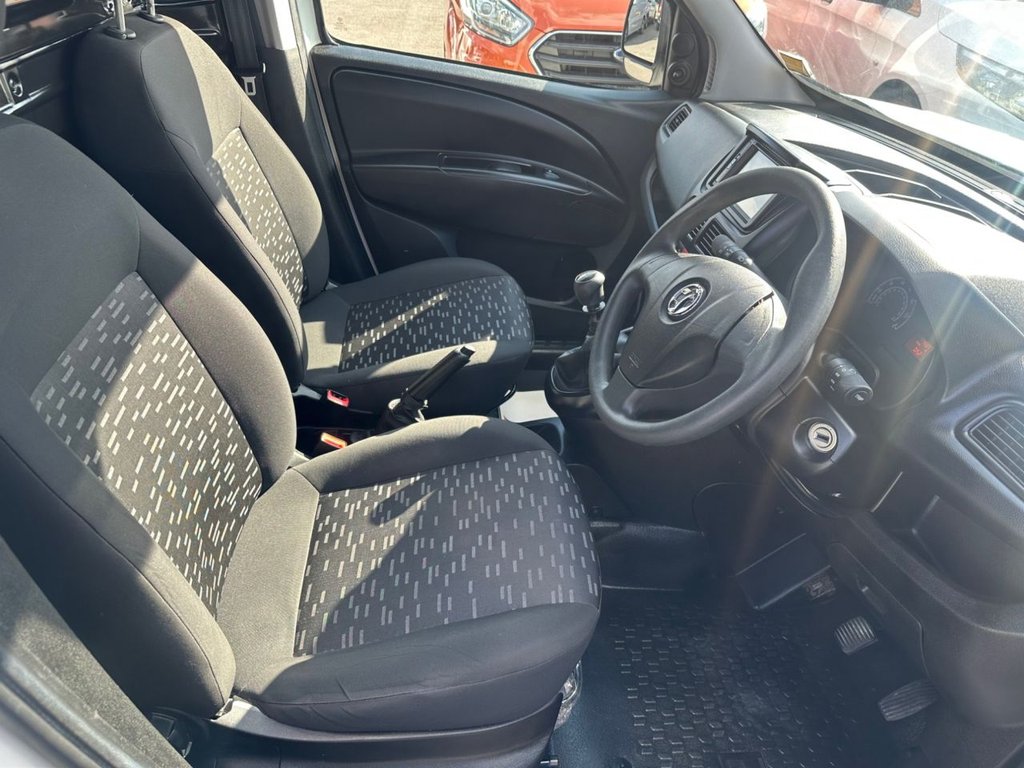 Used Vauxhall Combo 2018 for sale - 75936469: Photo 13