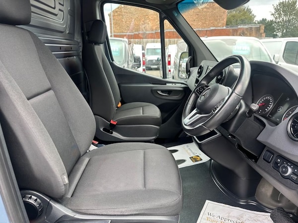 Used Mercedes-Benz Sprinter 2023 for sale - 75630410: Photo 11