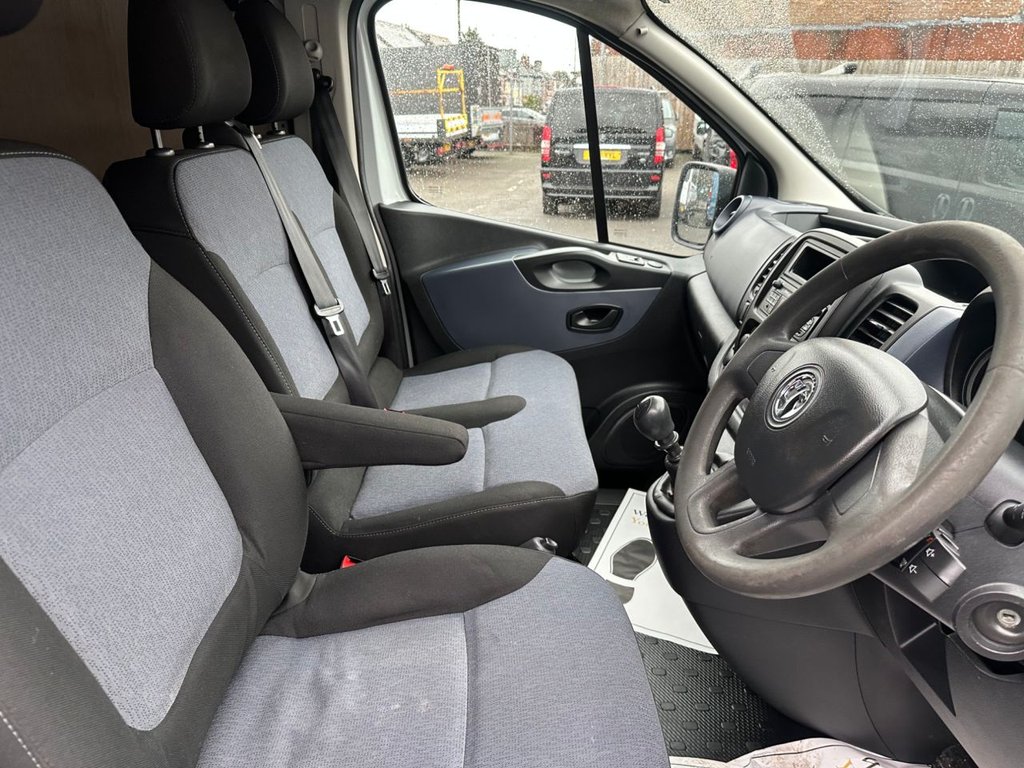 Used Vauxhall Vivaro 2016 for sale - 77302466: Photo 12