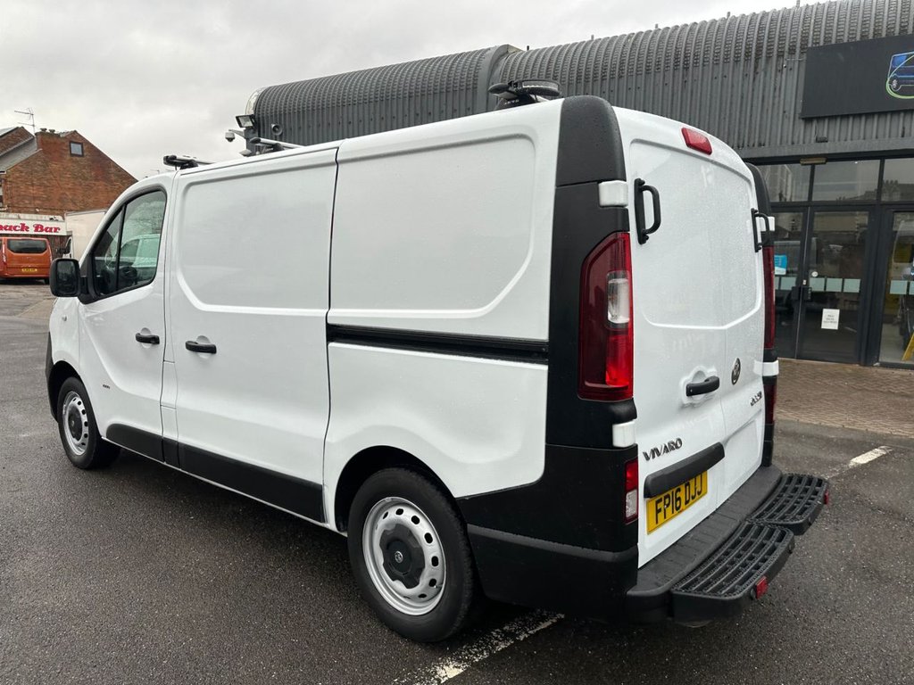 Used Vauxhall Vivaro 2016 for sale - 77302466: Photo 4