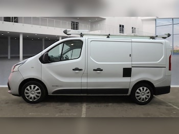 Used Renault Trafic 2015 for sale - 77280826: Photo