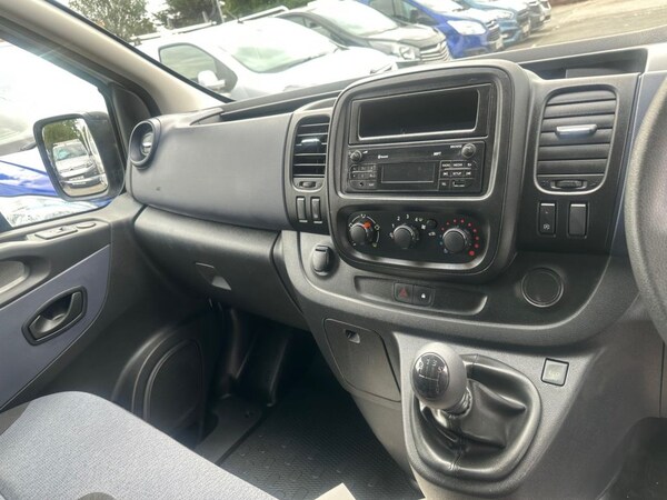 Used Vauxhall Vivaro 2016 for sale - 76223767: Photo 12