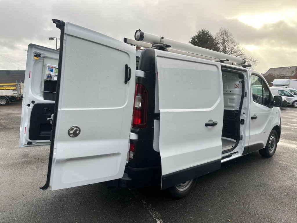 Used Vauxhall Vivaro 2016 for sale - 76223767: Photo 6
