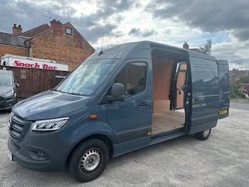 Mercedes-Benz - Sprinter