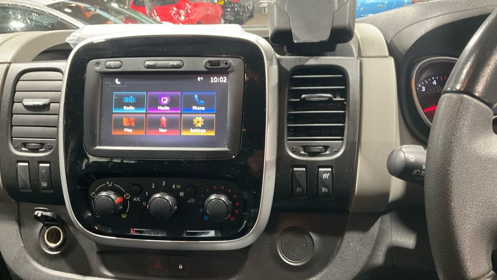 Used Renault Trafic 2018 for sale - 77227057: Photo 15