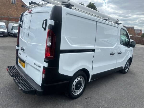 Used Vauxhall Vivaro 2016 for sale - 76291778: Photo 17