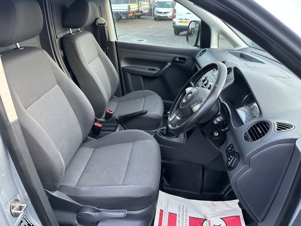 Used Volkswagen Caddy Maxi 2015 for sale - 77388758: Photo 12