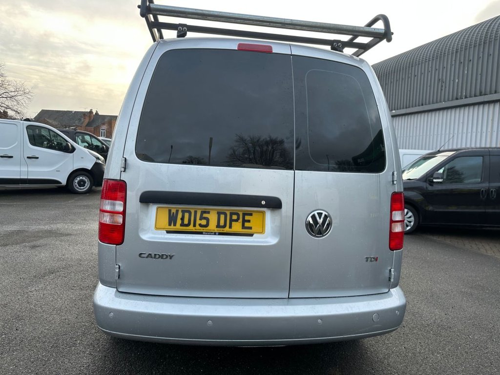 Used Volkswagen Caddy Maxi 2015 for sale - 77388758: Photo 5