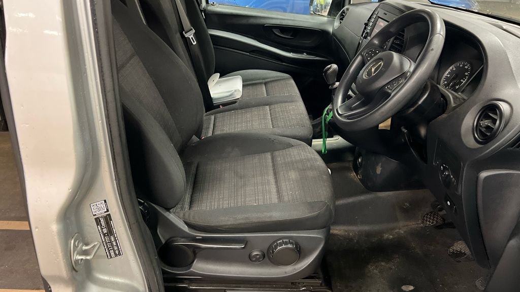 Used Mercedes-Benz Vito 2018 for sale - 76487032: Photo 4
