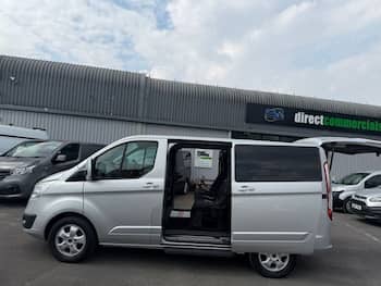 Used Ford Tourneo Custom 2017 for sale - 79643144: Photo