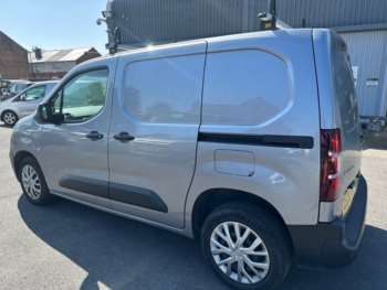Used Citroen Berlingo 2020 for sale - 74401805: Photo