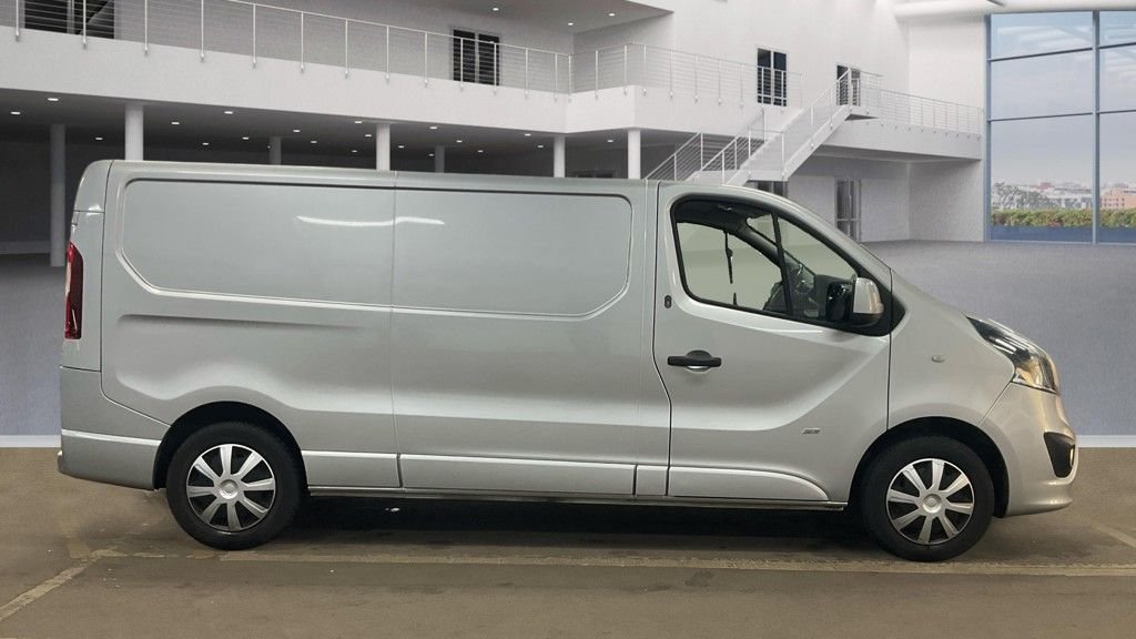 Used Vauxhall Vivaro 2017 for sale - 77720257: Photo 10