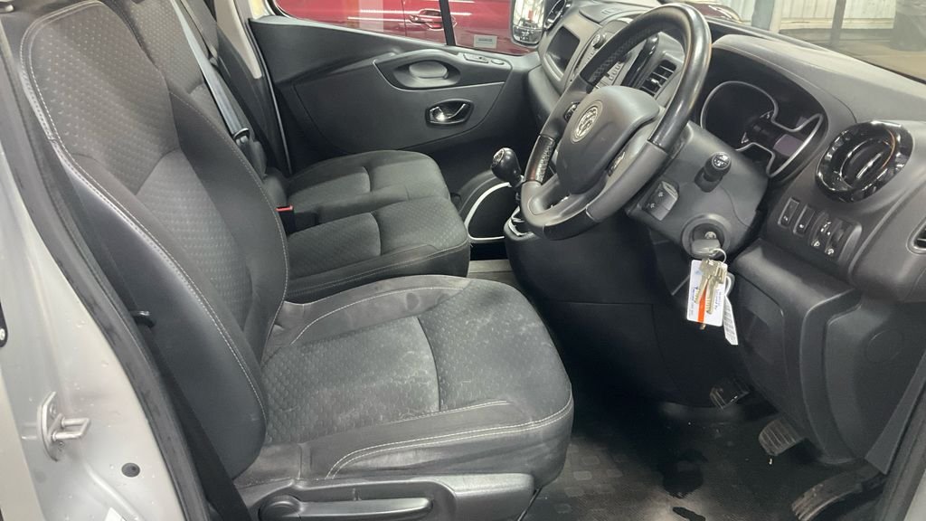Used Vauxhall Vivaro 2017 for sale - 77720257: Photo 15