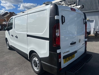 Used Vauxhall Vivaro 2016 for sale - 75771059: Photo 4