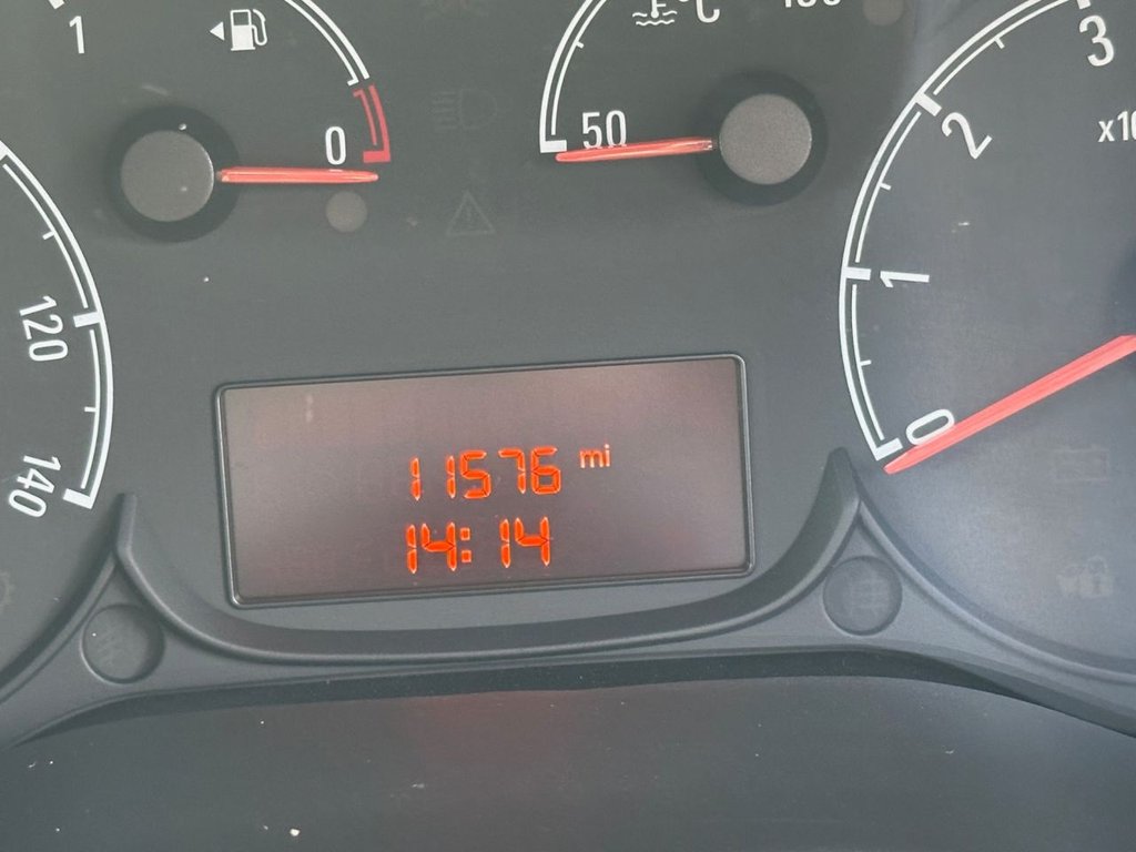 Used Vauxhall Combo 2017 for sale - 75685239: Photo 14