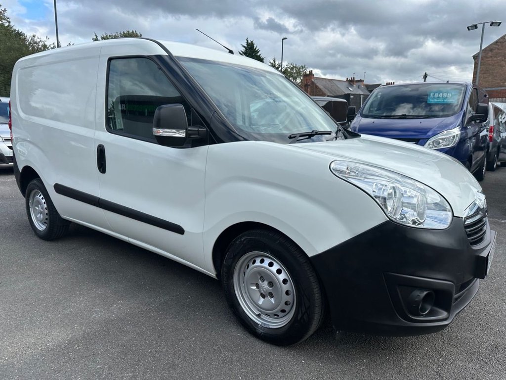Used Vauxhall Combo 2017 for sale - 75685239: Photo 3