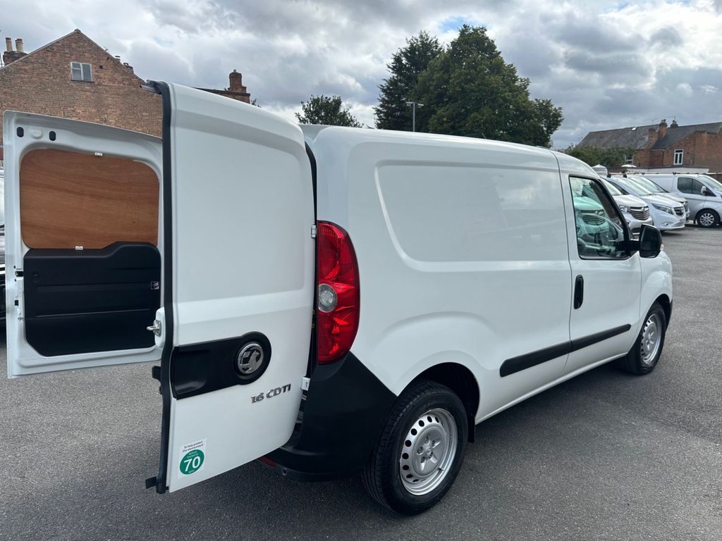 Used Vauxhall Combo 2017 for sale - 75685239: Photo 7