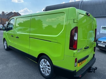 Used Renault Trafic 2015 for sale - 79178592: Photo