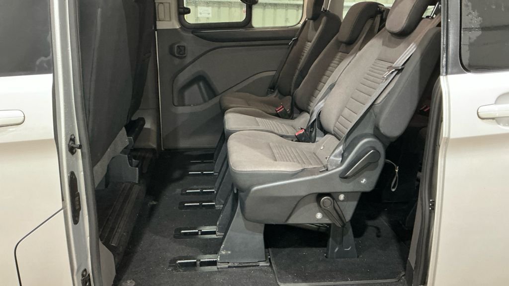 Used Ford Tourneo Custom 2018 for sale - 77850275: Photo 16