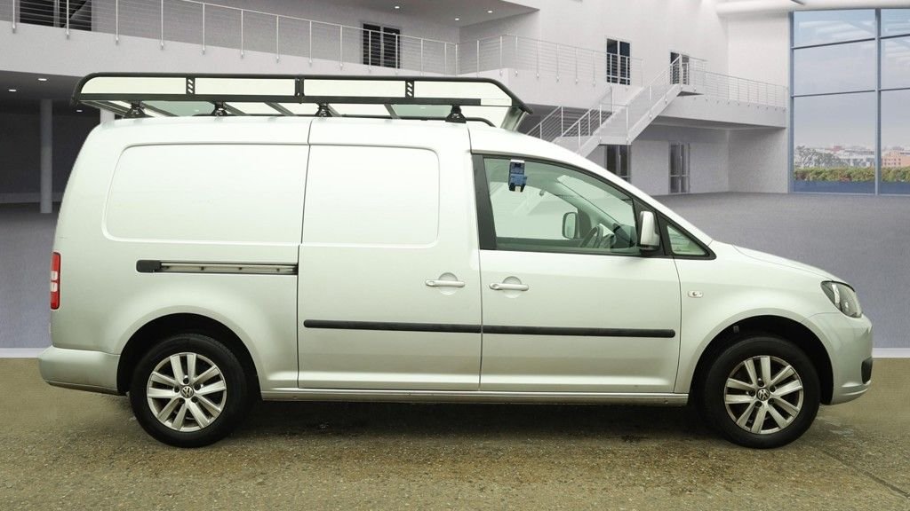 Used Volkswagen Caddy Maxi 2015 for sale - 77139682: Photo 4