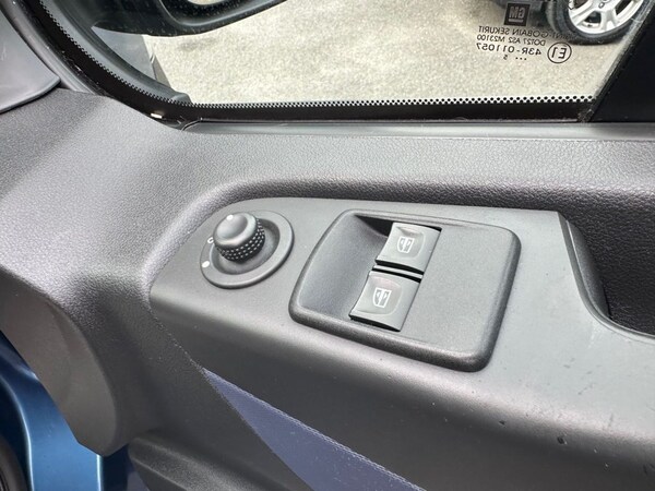 Used Vauxhall Vivaro 2015 for sale - 76029127: Photo 21