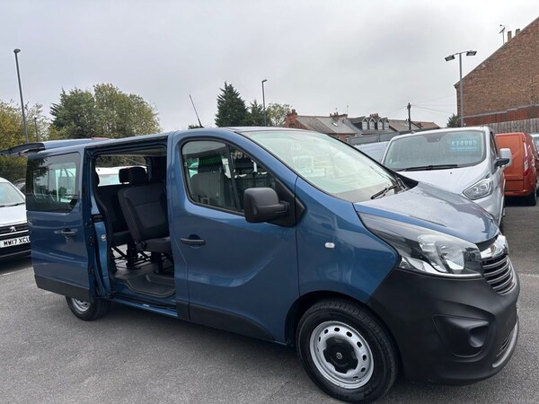 Used Vauxhall Vivaro 2015 for sale - 76029127: Photo 3